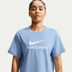 pro women's dri-fit Ruimvallend T-shirt