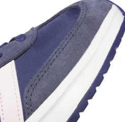 Run 72 sneakers