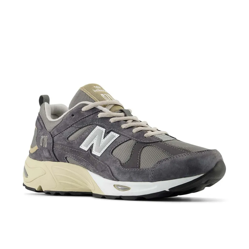 878 schoenen