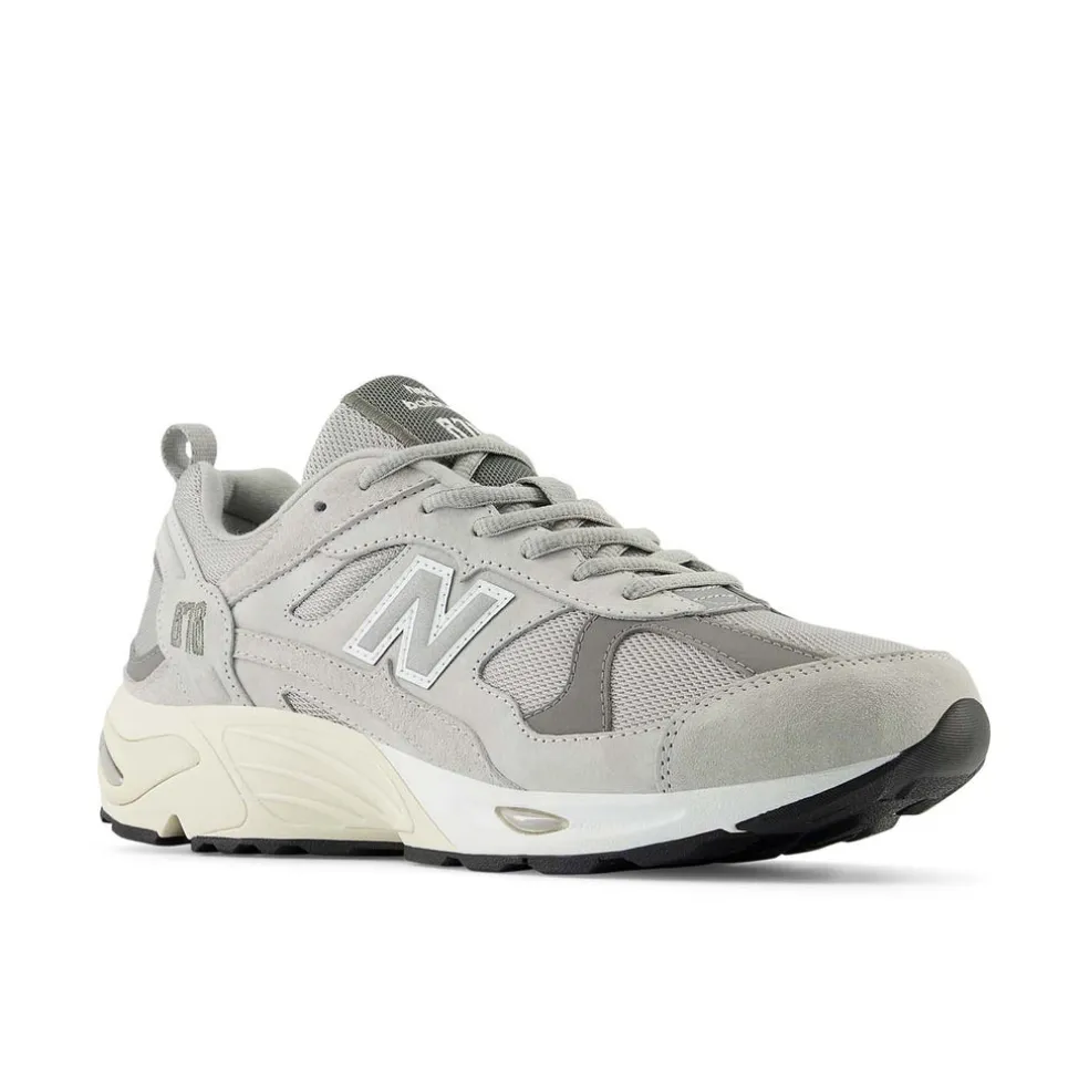 878 schoenen