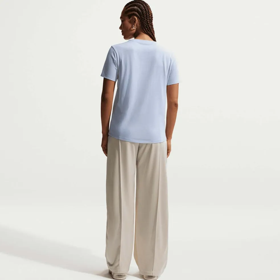 Sportswear Club Essentials T-shirt