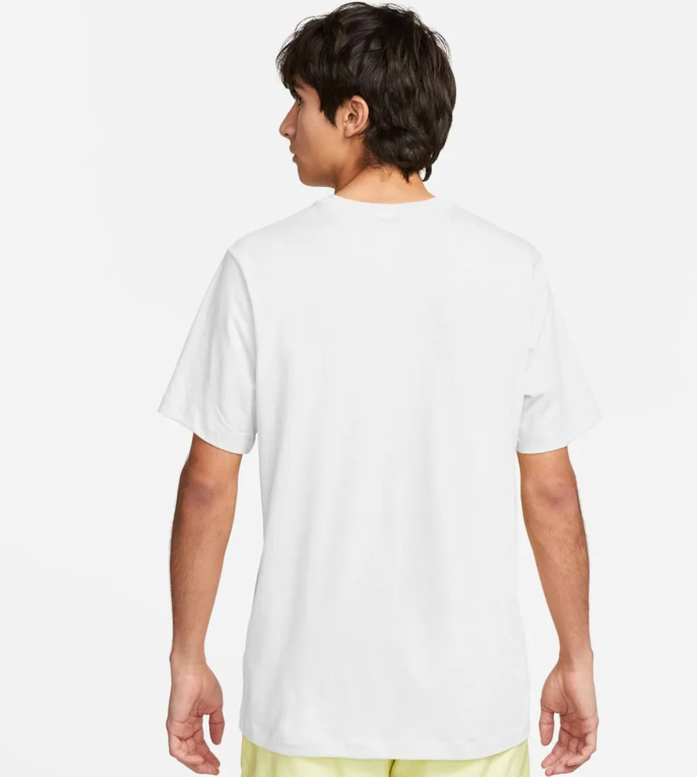 Sportswear Club T-shirt