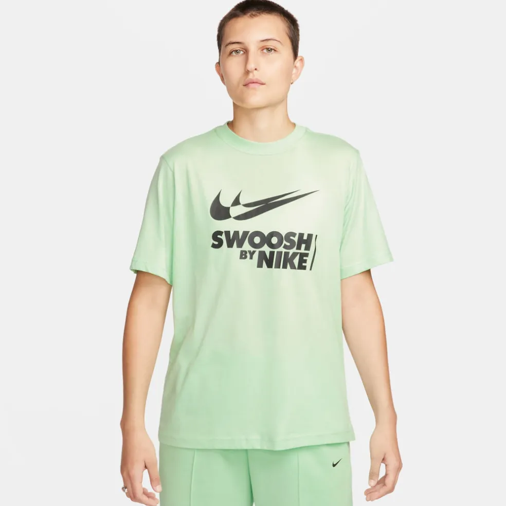 Sportswear shortsleeve shirt