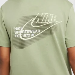 Sportswear Standard Issue Graphic t-shirt