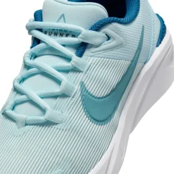 Star Runner 4 kids sneakers