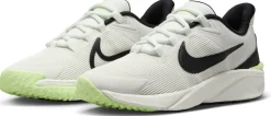 Star Runner 4 kids sneakers
