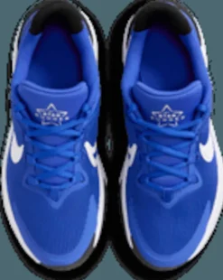 Star Runner 4 kids sneakers