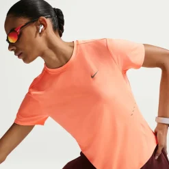 Swift Dri-fit hardlooptop