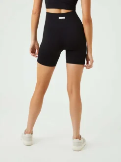 Swift Dri-FIT Mid-rise short