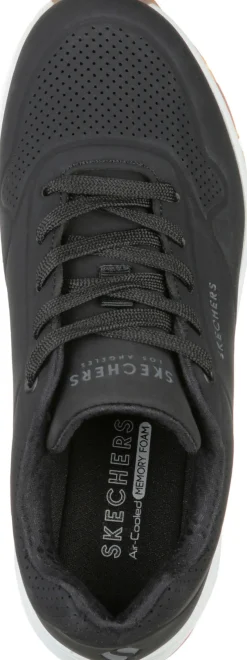 Uno sneakers