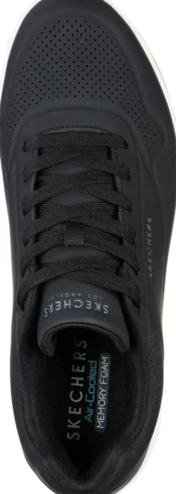 Uno sneakers