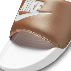 Victori One slippers
