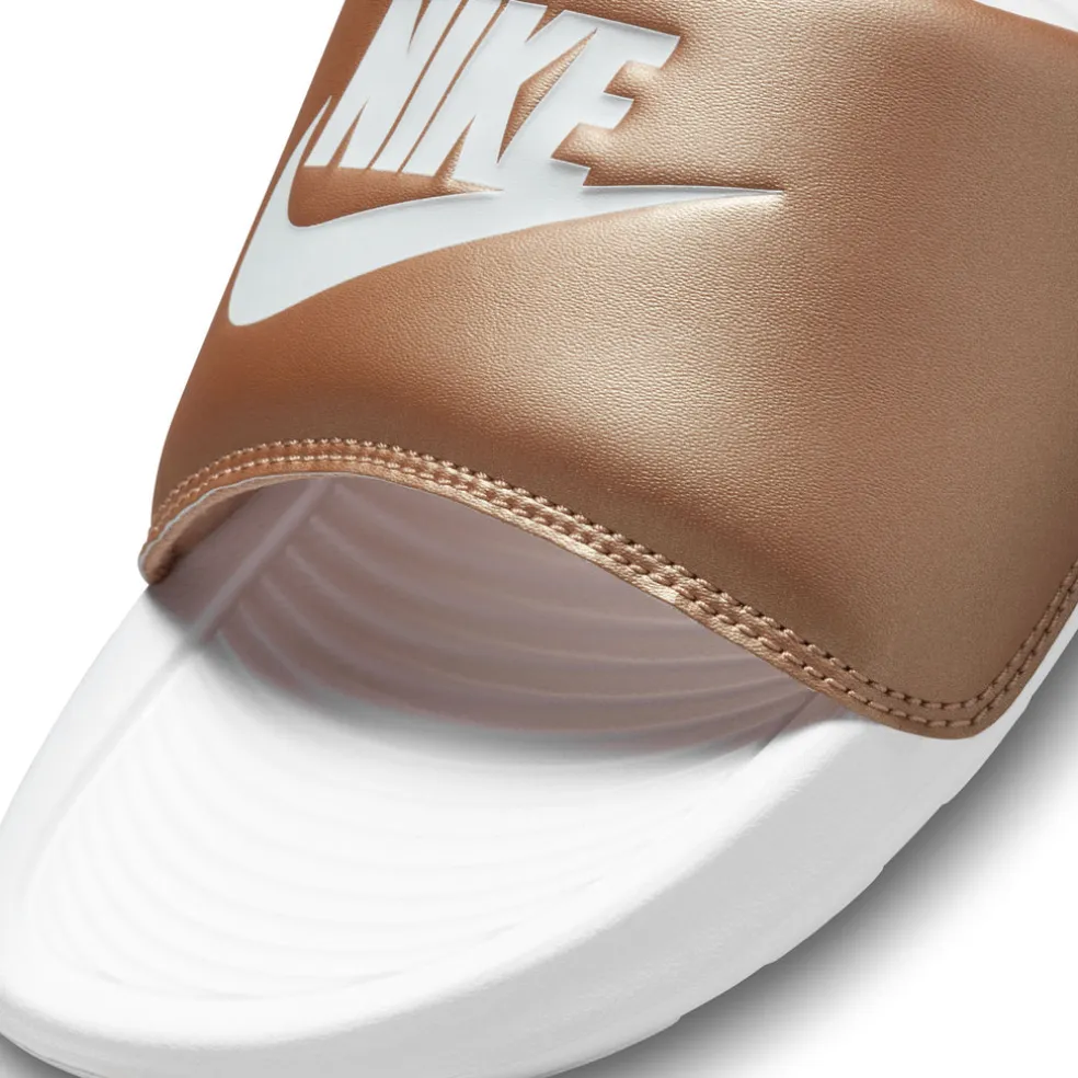 Victori One slippers