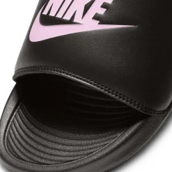 victori one slippers