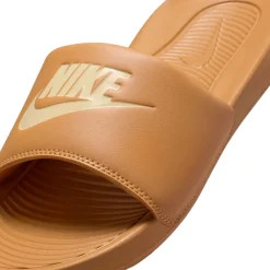 Victori One slippers