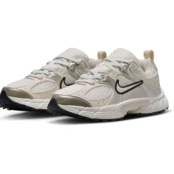 v5 rnr kids sneakers
