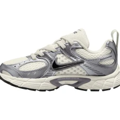 v5 runner little kids' shoes