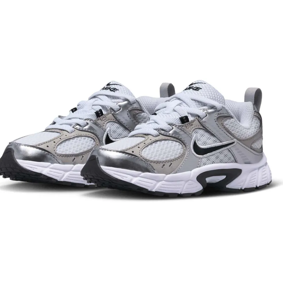 v5 runner little kids' shoes