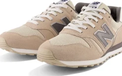 373v2 sneakers