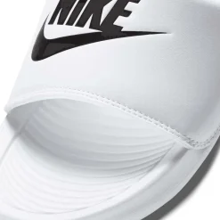 W NIKE VICTORI ONE SLIDE
