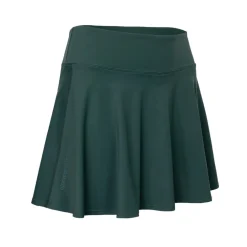 women flowing skirt