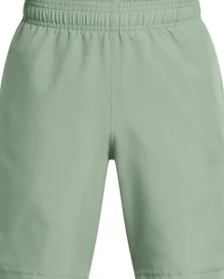 Woven short